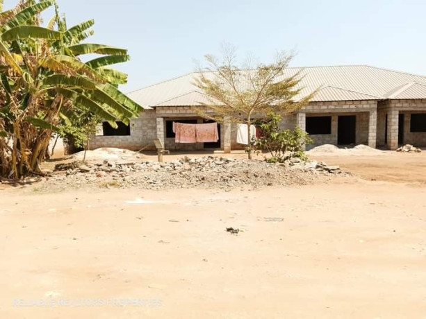 incomplete-houses-for-sale-in-meanwood-ibex-big-6