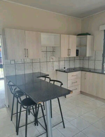 6-bedroomed-stand-alone-house-for-rent-in-roma-big-5