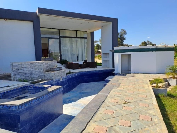 4-bedroom-house-for-sale-in-njolwe-big-9