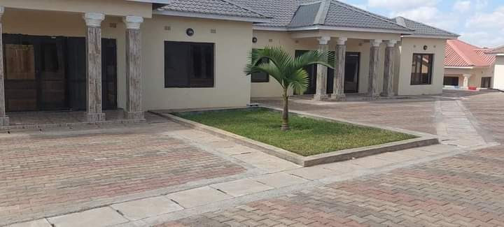 3-bedroom-house-for-rent-in-makeni-majoru-big-4