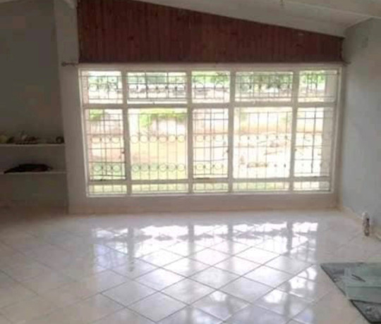 3-bedroom-house-for-rent-in-avondale-big-2