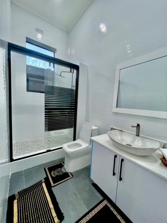 3-bedroom-apartment-in-ibex-hill-big-4