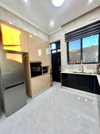 3-bedroom-apartment-in-ibex-hill-big-0