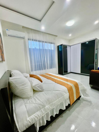 3-bedroom-apartment-in-ibex-hill-big-5