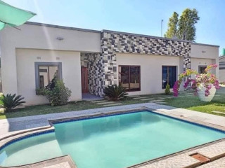 2-bedroom-flat-for-rent-in-ibex-meanwood