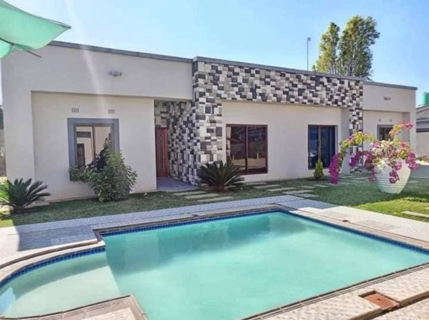 2-bedroom-flat-for-rent-in-ibex-meanwood-big-0