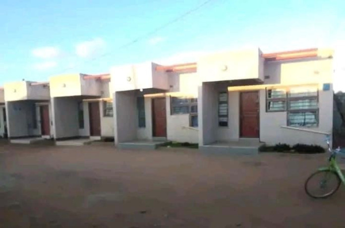 1-bedroom-flats-for-sale-in-chalala-big-2