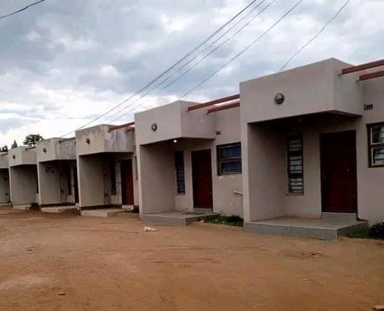 1-bedroom-flats-for-sale-in-chalala-big-5