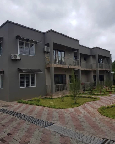2-bedroom-apartment-for-rent-in-rhodespark-big-0