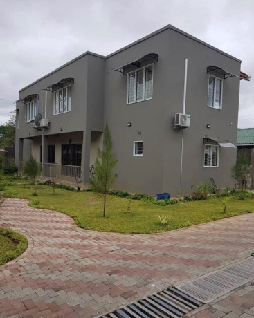 2-bedroom-apartment-for-rent-in-rhodespark-big-5