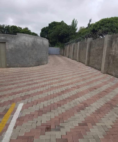 2-bedroom-apartment-for-rent-in-rhodespark-big-1