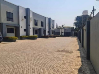 3-bedroom-apartment-for-rent-in-rhodes-park