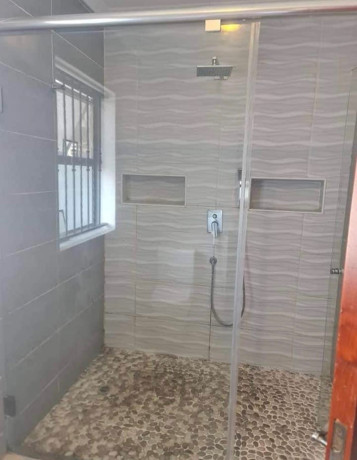 3-bedroom-apartment-for-rent-in-rhodes-park-big-6