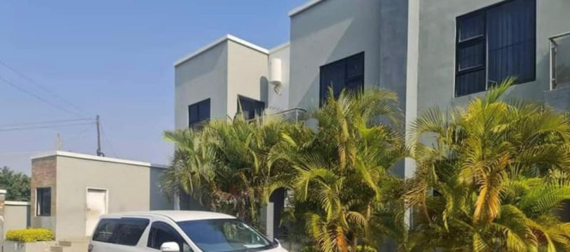 3-bedroom-apartment-for-rent-in-rhodes-park-big-1