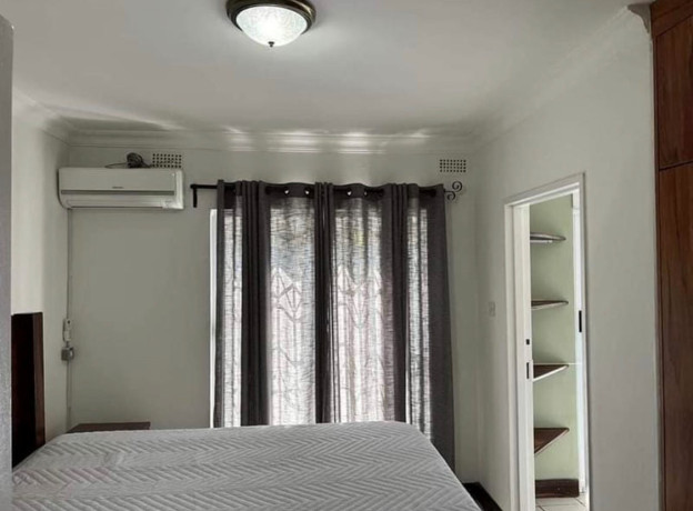 2-bedroom-flat-for-rent-in-rhodes-park-big-1