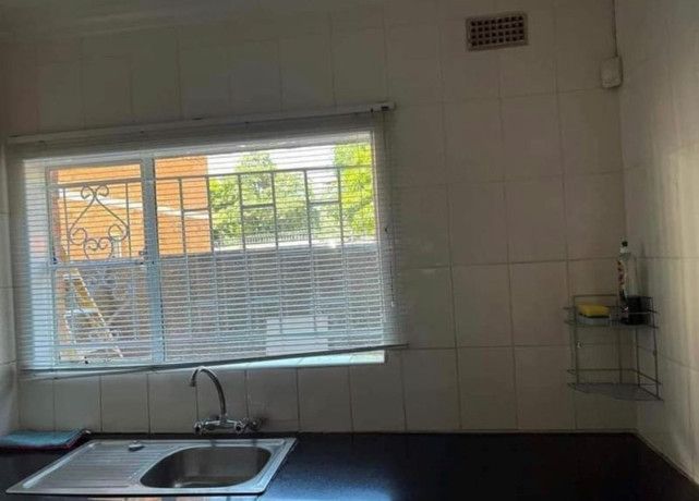 2-bedroom-flat-for-rent-in-rhodes-park-big-4
