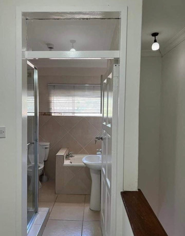 2-bedroom-flat-for-rent-in-rhodes-park-big-3