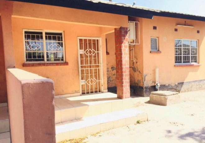 2-bedroom-flat-for-rent-in-lusaka-west-big-0