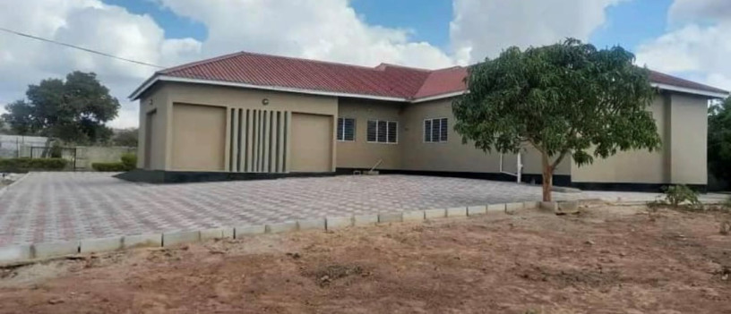 4-bedroom-house-for-rent-in-silverest-big-2