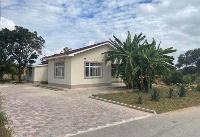 3-bedroom-house-for-sale-in-silverest-big-1