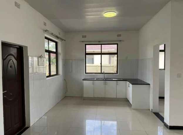 5-bedroom-house-for-rent-in-silverest-big-5