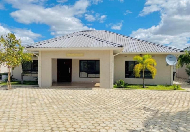 3-bedroom-flat-for-rent-in-silverest-big-0