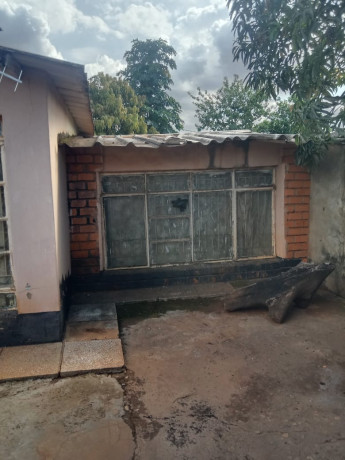 3-bedroom-stand-alone-for-sale-in-chilenje-big-4