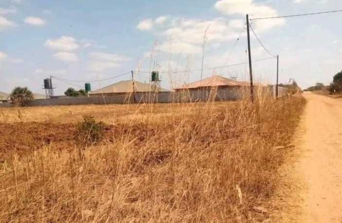 plot-for-sale-in-chalala-big-0
