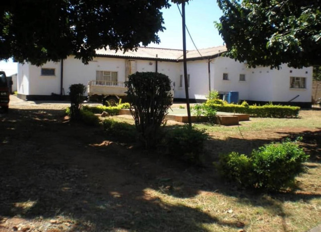 4-bedroom-house-for-sale-in-woodlands-big-2