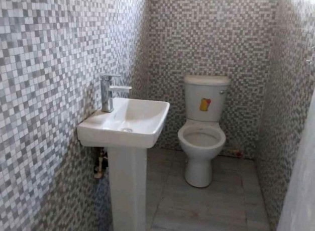 2-bedroom-flat-for-rent-in-woodlands-big-5