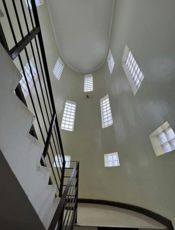 4-bedroom-flat-for-rent-in-woodlands-big-2