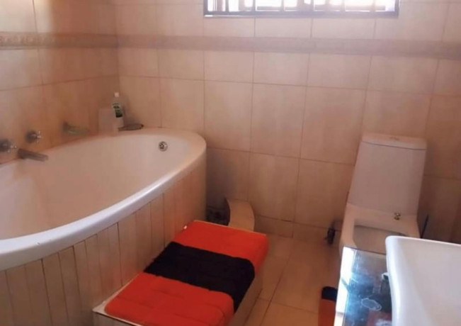 4-bedroom-house-for-sale-in-woodlands-big-3