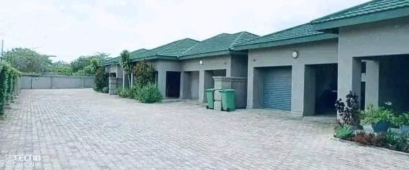 3-bedroom-flats-for-rent-in-ibex-meanwood-big-2