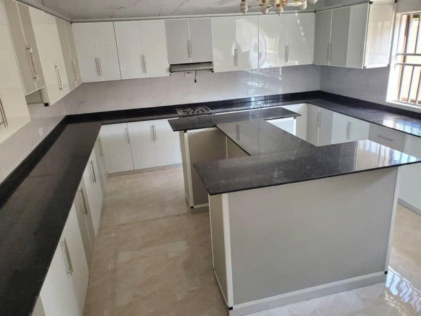 7-bedroom-house-for-sale-in-meanwood-ibex-big-3