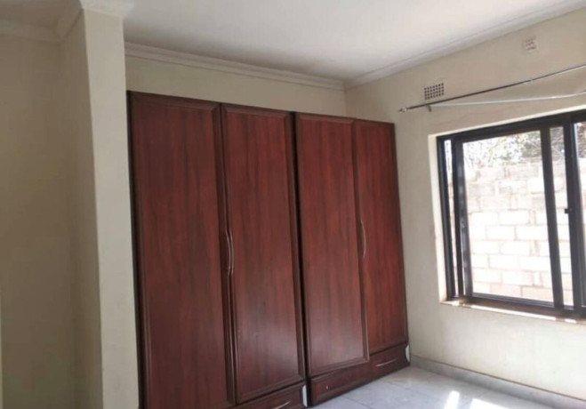2-bedroom-flat-for-rent-in-lilayi-big-2