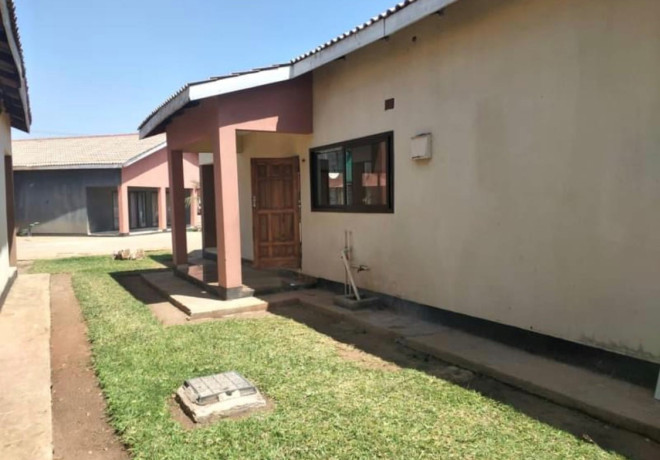 2-bedroom-flat-for-rent-in-lilayi-big-1