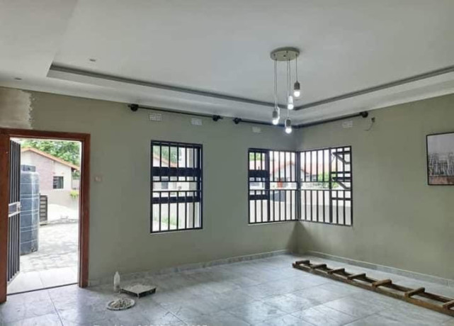 3-bedroom-flat-for-rent-in-chalala-big-7