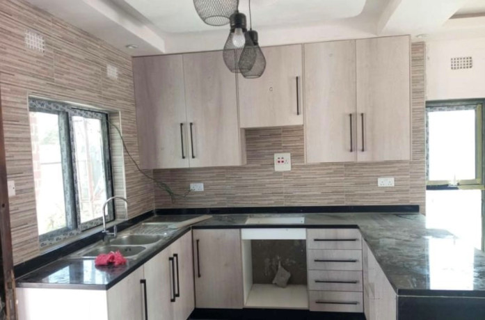 2-bedroom-flats-for-rent-in-ibex-hill-big-1