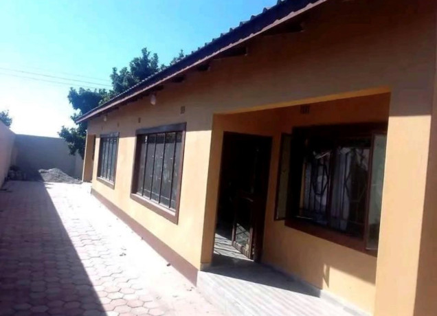 neat-and-modern-2-bedroom-flats-for-sale-in-mutendere-big-0