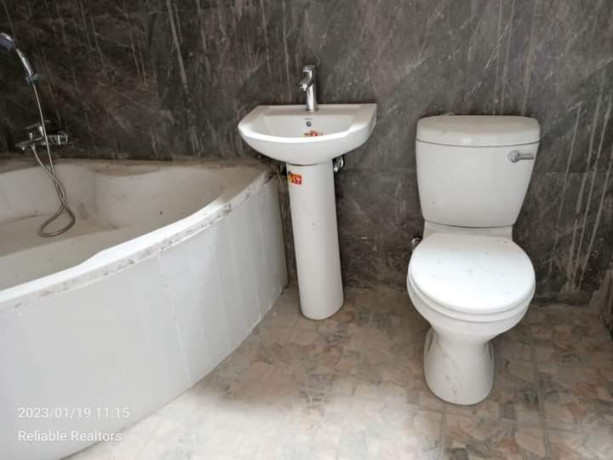 3-bedroom-flat-for-sale-in-chalala-big-5