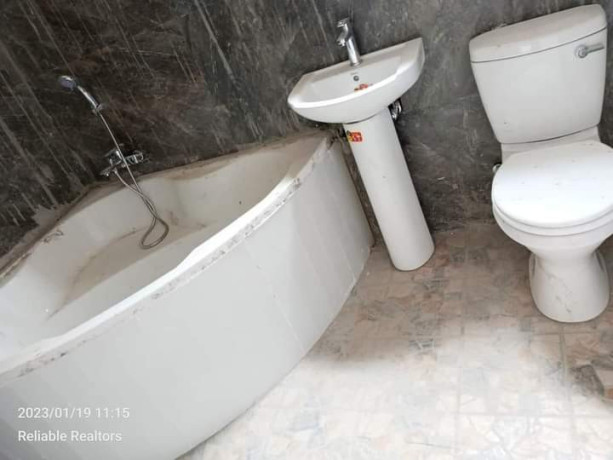 3-bedroom-flat-for-sale-in-chalala-big-8