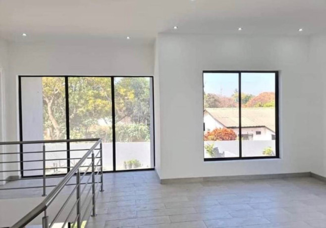 3-bedroom-apartment-for-rent-in-kabulonga-big-5