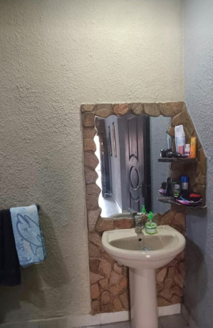 2-bedroom-flat-for-rent-in-avondale-big-4