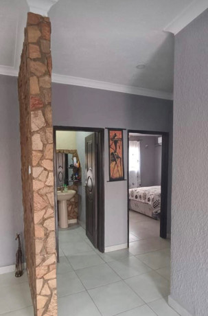 2-bedroom-flat-for-rent-in-avondale-big-5