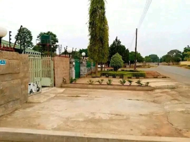 2-bedroom-house-for-sale-in-avondale-big-4