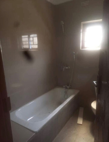 2-bedroom-flat-for-rent-in-olympia-big-1