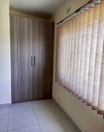 2-bedroom-house-for-rent-in-olympia-big-3