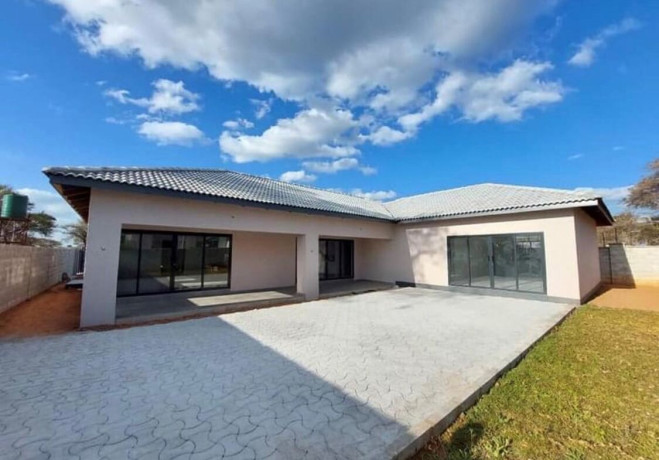 3-bedroom-house-for-sale-in-state-lodge-big-1