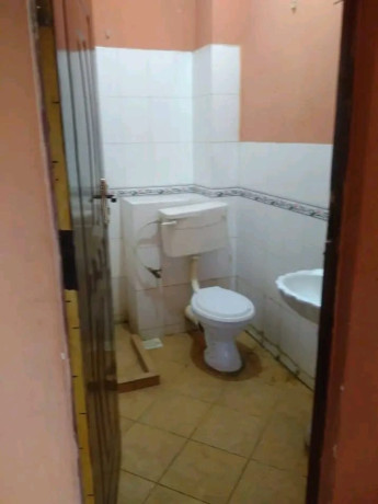 four-bedroom-double-storey-flat-for-sale-in-phi-big-8