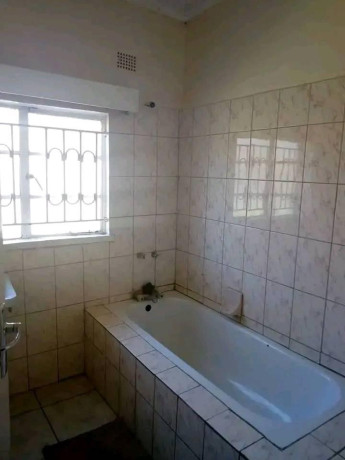 4-bedroom-house-for-rent-in-makeni-big-9